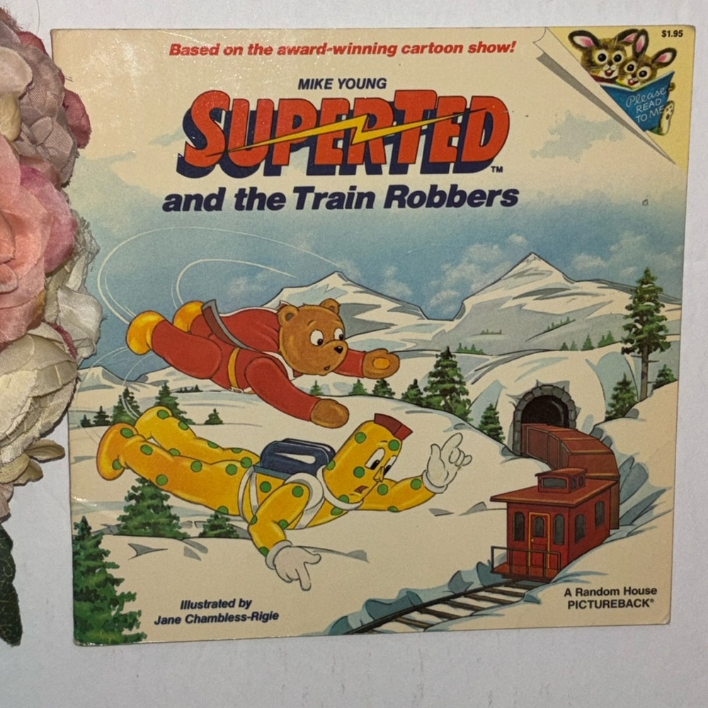 SuperTed and the Train Robbers by Mike Young, Mike Paperback Book